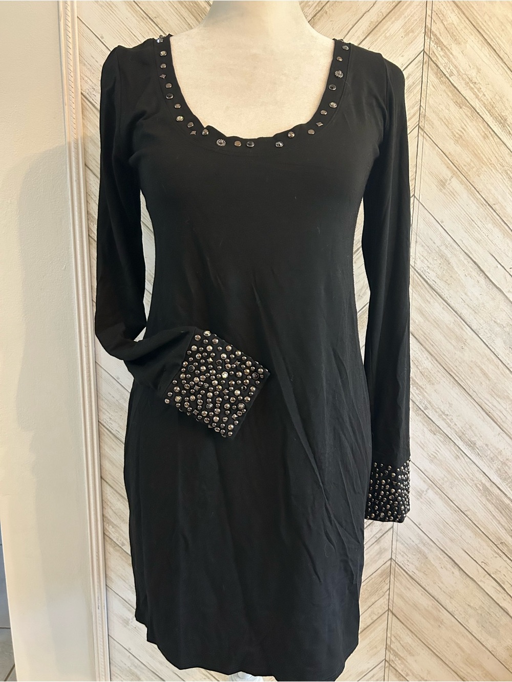 Bejeweled by Susan Fixel little black dress w/studs Swarovski Crystals M Juniors